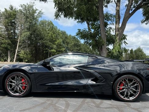 Used 2023 Chevrolet Corvette Stingray Preferred Cpe w/ Z51 Performance Package image 2