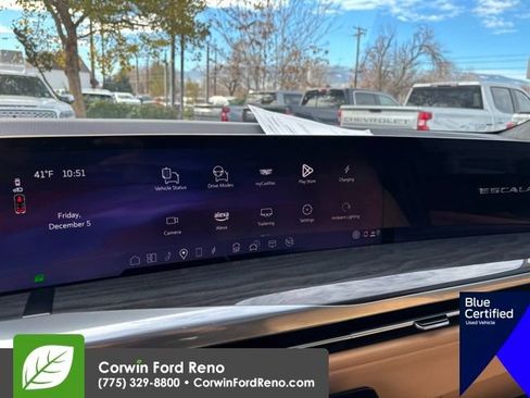 Used 2025 Cadillac Escalade IQ Luxury 2 image 19