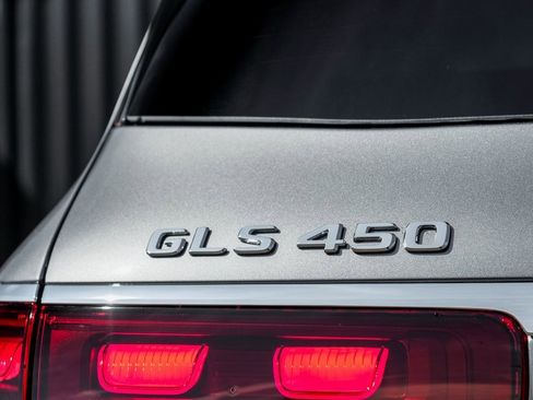 Used 2026 Mercedes-Benz GLS 450 GLS 450 image 10