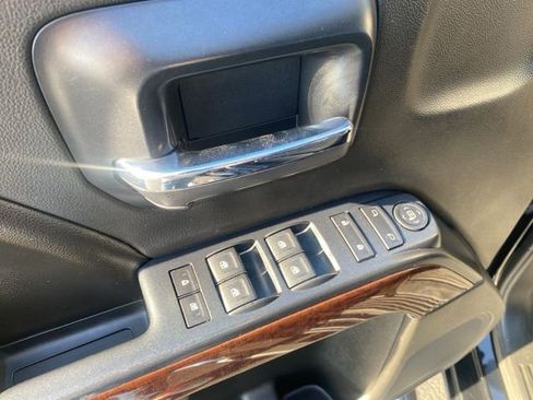 Used 2014 GMC Sierra 1500 SLE image 9