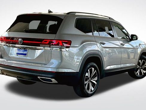New 2026 Volkswagen Atlas SE FWD image 10