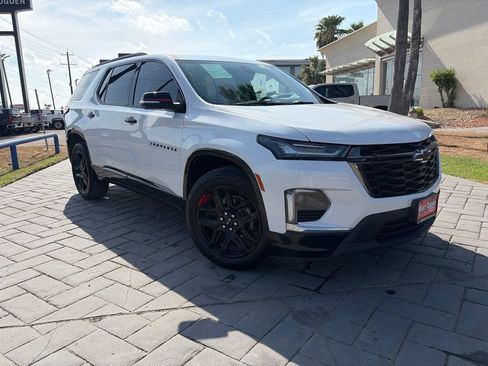 Used 2023 Chevrolet Traverse Premier w/ Redline Edition FWD image 1
