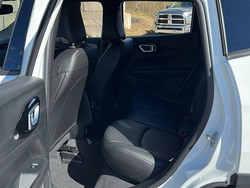 New 2026 Jeep Compass Limited image 16