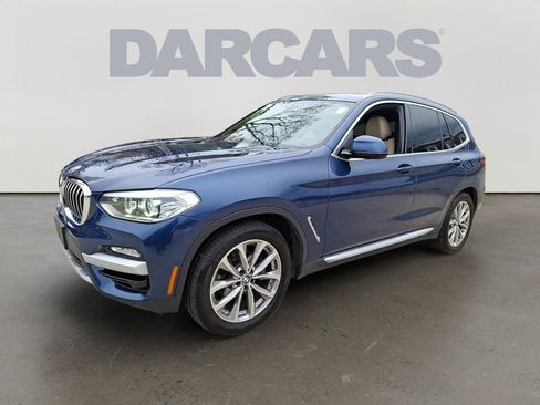 Used 2018 BMW X3 xDrive30i w/ Premium Package AWD/4WD image 3