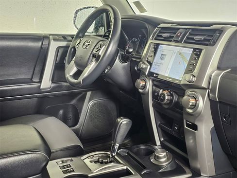 Used 2022 Toyota 4Runner SR5 Premium w/ Moonroof Package image 10