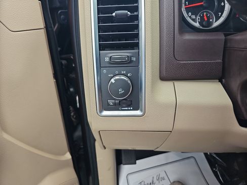 Used 2015 RAM 1500 Big Horn AWD/4WD image 29