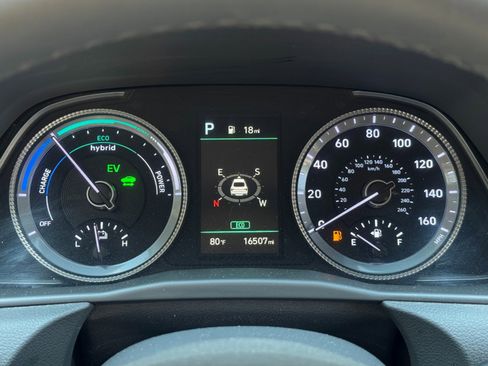 Used 2023 Hyundai Sonata SEL w/ Cargo Package FWD image 17