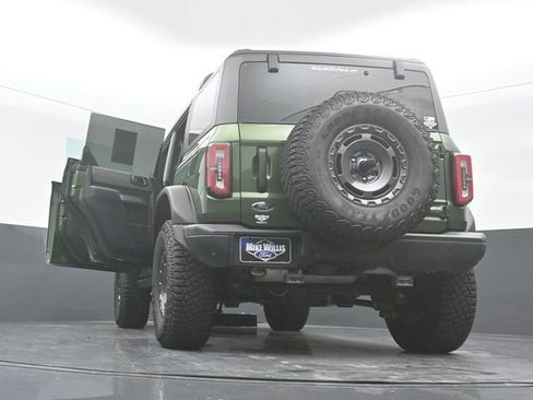 Used 2023 Ford Bronco Everglades image 30