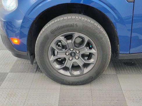 Used 2023 Ford Maverick XLT FWD image 9