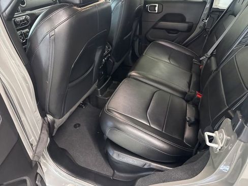 Used 2023 Jeep Wrangler Unlimited Sahara w/ Cold Weather Group image 21