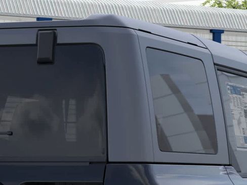 New 2025 Ford Bronco 4-Door image 25
