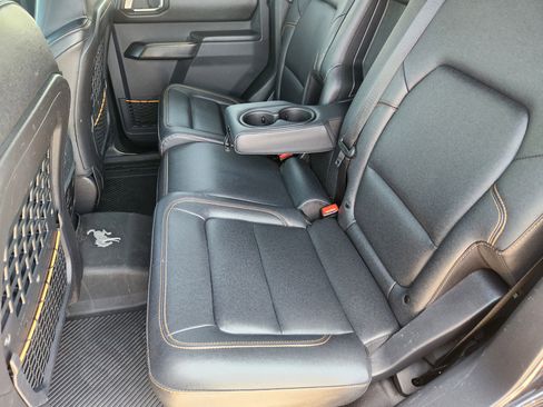 Used 2024 Ford Bronco Badlands AWD/4WD image 30