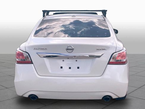 Used 2014 Nissan Altima 3.5 SL w/ Technology Package FWD image 5