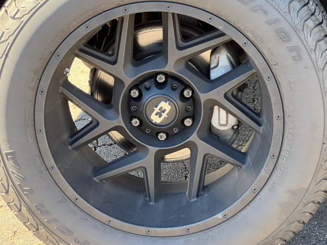 Used 2021 Chevrolet Silverado 1500 RST w/ Convenience Package II AWD/4WD image 8