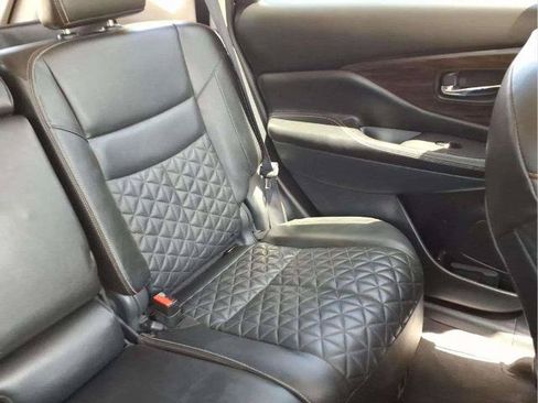 Certified 2023 Nissan Murano Platinum w/ Cargo Package FWD image 18