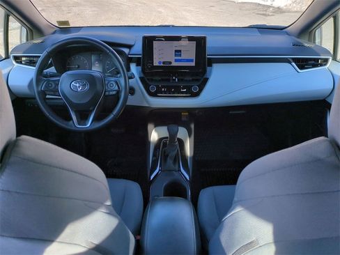 Used 2024 Toyota Corolla SE w/ SE Premium Package image 16