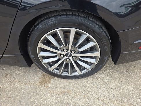 Used 2020 Lincoln MKZ AWD w/ Convenience Package image 21