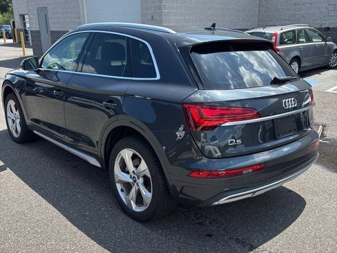 Used 2021 Audi Q5 Prestige AWD/4WD image 2