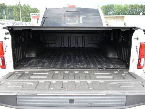 Used 2018 Ford F150 Lariat w/ Equipment Group 502A Luxury AWD/4WD image 48