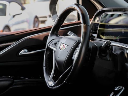 Used 2021 Cadillac Escalade Sport Platinum image 12