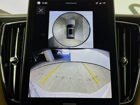 Used 2026 Volvo XC60 B5 Plus w/ Protection Package Premier image 14