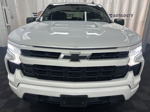Used 2022 Chevrolet Silverado 1500 RST w/ Z71 Off-Road Package image 3
