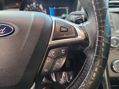 Used 2018 Ford Fusion SE w/ Equipment Group 601A image 14