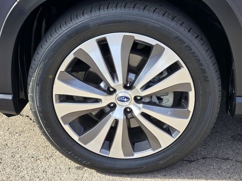 Used 2019 Subaru Ascent Limited image 10