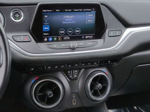 Used 2020 Chevrolet Blazer LT image 27