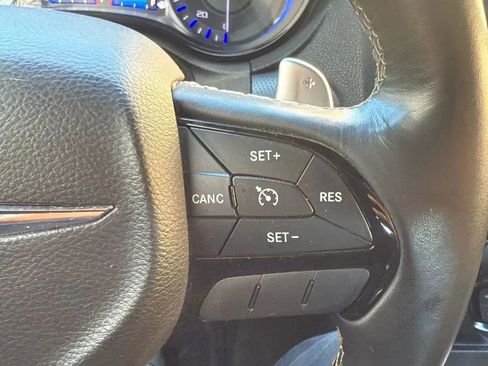 Used 2016 Chrysler 300 S RWD image 11