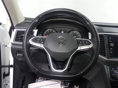 Used 2021 Volkswagen Atlas SE w/ Panoramic Sunroof Package AWD/4WD image 31