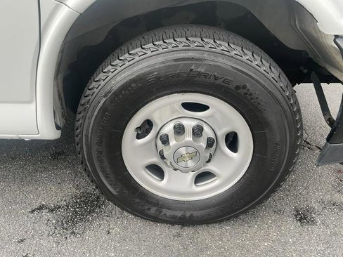 Used 2021 Chevrolet Express 2500 Extended w/ Driver Convenience Package image 20