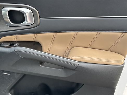 New 2025 Kia Sorento SX Prestige w/ Olive Brown Leather Package AWD/4WD image 9
