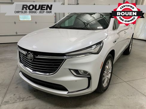 Used 2024 Buick Enclave Essence w/ Experience Buick Package image 1