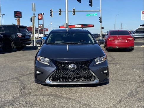 Used 2017 Lexus ES 350 image 3