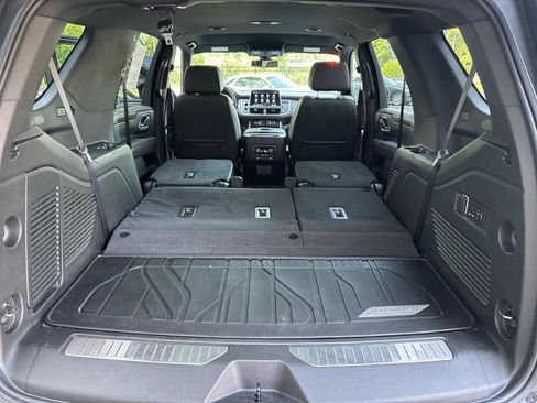 Used 2021 Chevrolet Tahoe Premier AWD/4WD image 28