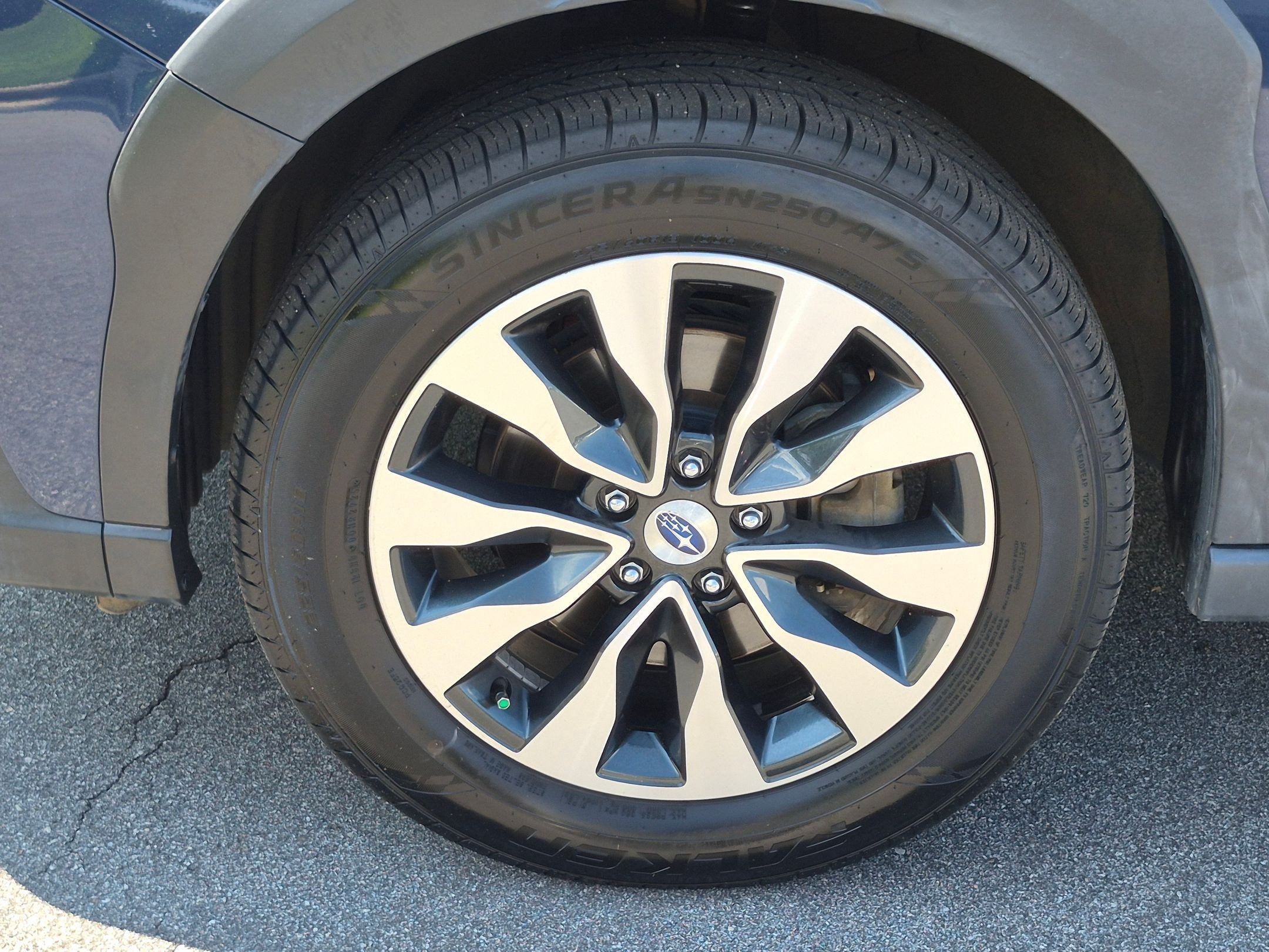 Used 2023 Subaru Outback Limited AWD/4WD image 10