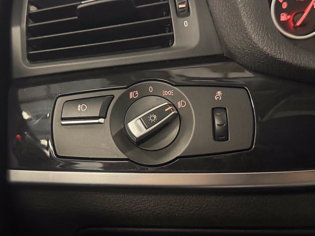 Used 2014 BMW X3 xDrive28i AWD/4WD image 9