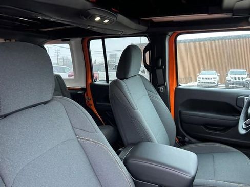 New 2025 Jeep Wrangler Unlimited Sport AWD/4WD image 32