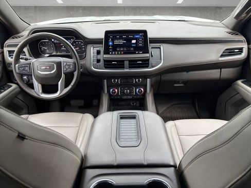 Used 2021 GMC Yukon SLT w/ Rear Media and Nav Package image 20