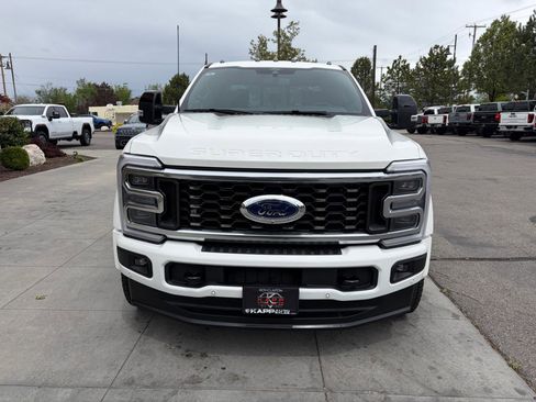 Used 2025 Ford F450 Platinum w/ Camper Package AWD/4WD image 8