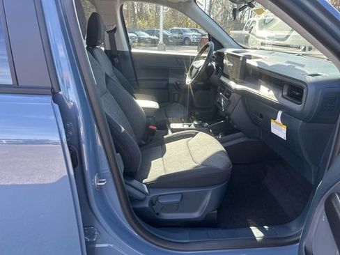 New 2025 Ford Maverick XLT w/ XLT Luxury Package image 31