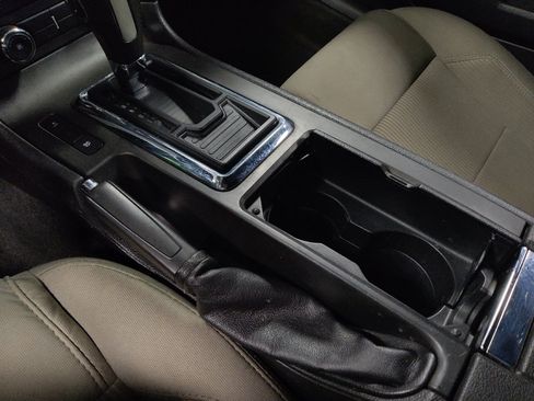 Used 2013 Ford Mustang Convertible RWD image 26