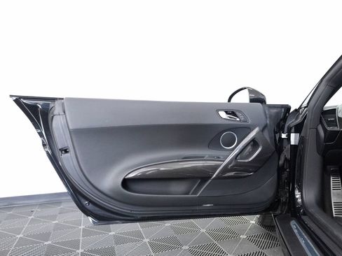 Used 2010 Audi R8 V10 AWD/4WD image 15