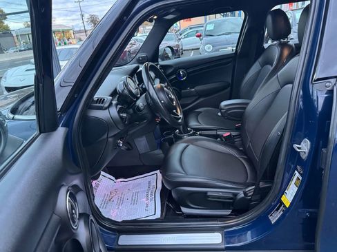 Used 2015 MINI Cooper 4-Door Hardtop image 17