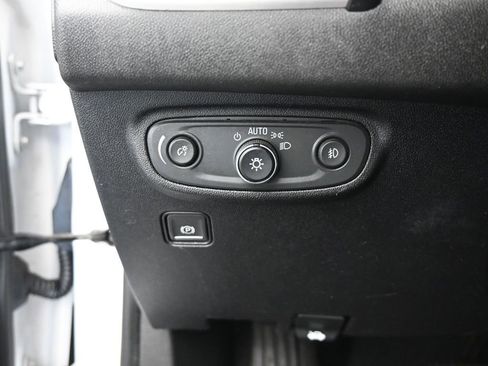 Used 2019 GMC Terrain SLT image 30