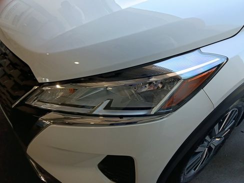 Used 2023 Nissan Kicks SV FWD image 26
