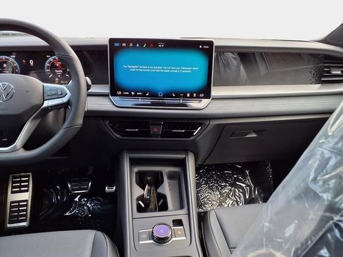 New 2026 Volkswagen Tiguan SE R-Line image 15