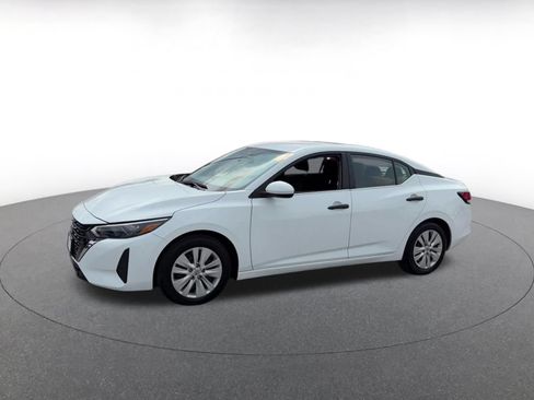 Used 2025 Nissan Sentra S FWD image 6