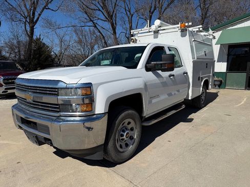 Used 2015 Chevrolet Silverado 3500 W/T w/ WT Fleet Convenience Package image 5